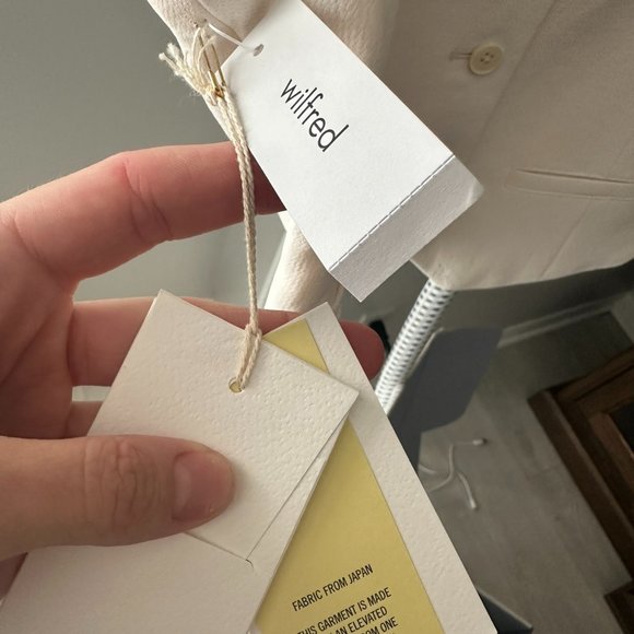 Wilfred "Desire" Vest, NWT, Light Birch, SIze 4 - Picture 4 of 5